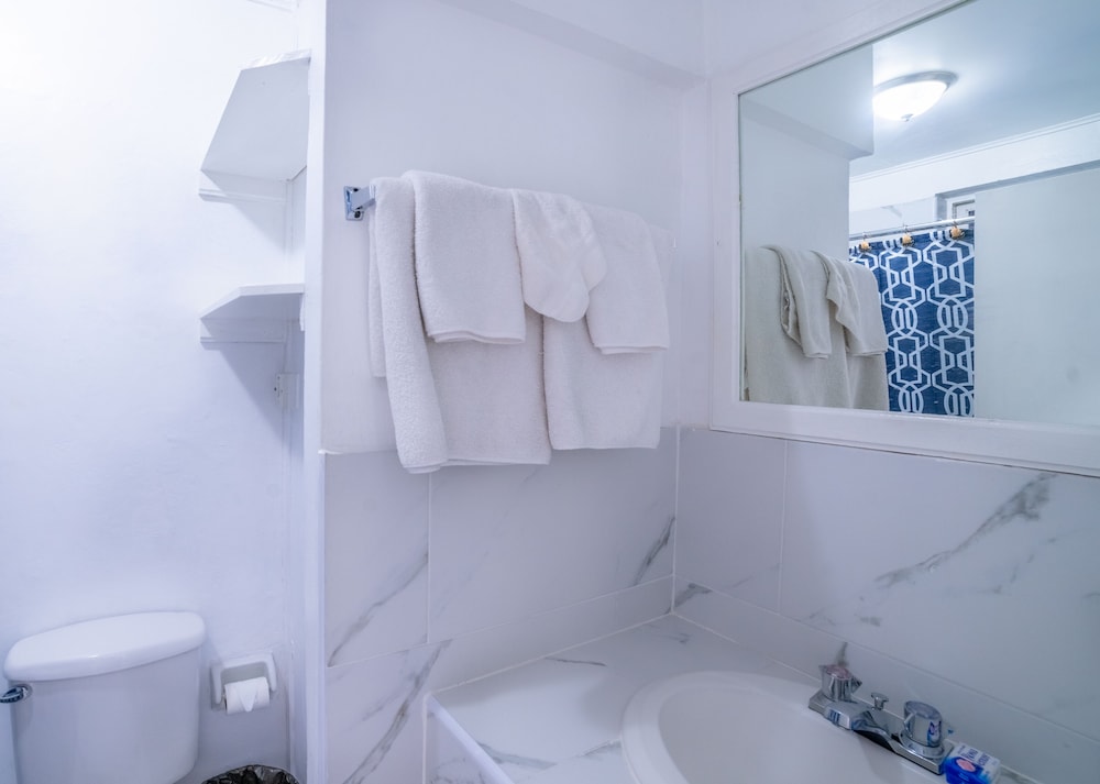 Negril Beach Club — Hotel rooms in Negril