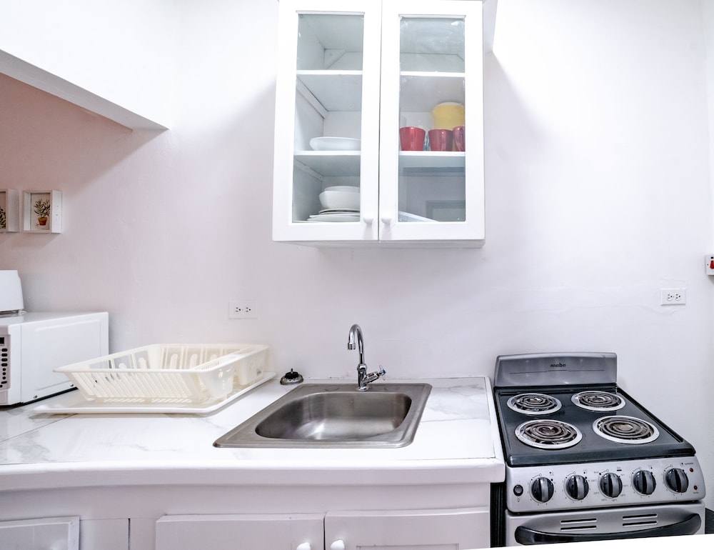 Negril Beach Club — Hotel rooms in Negril
