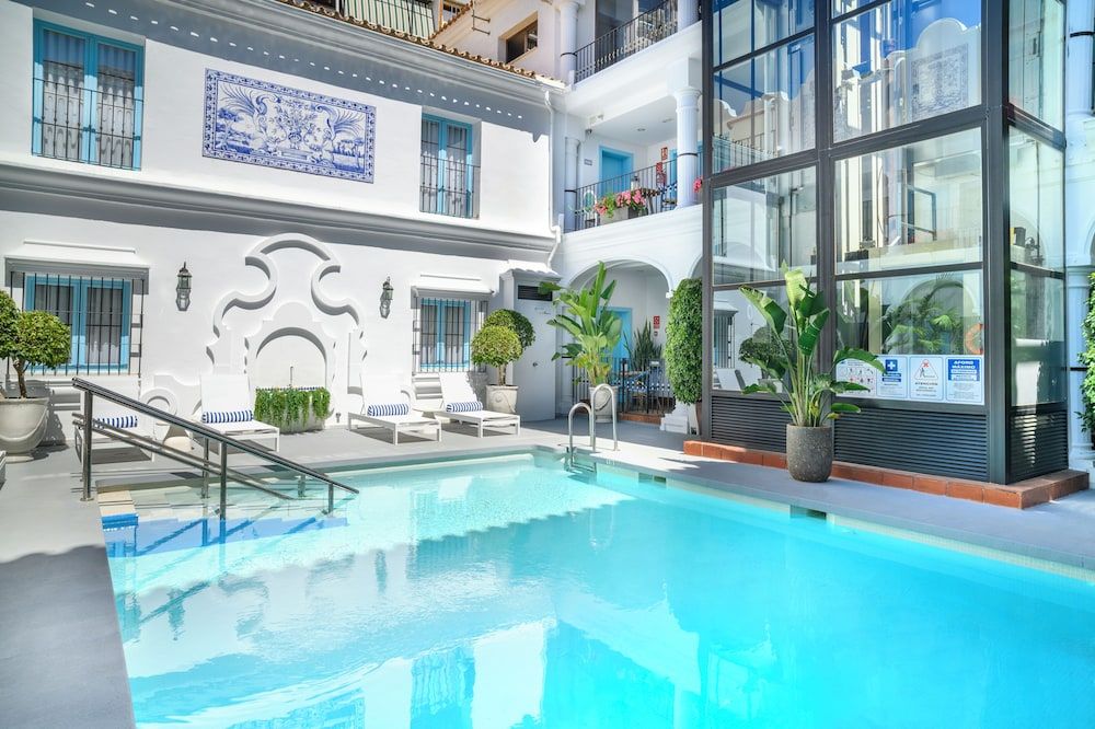 La Fonda Hotel