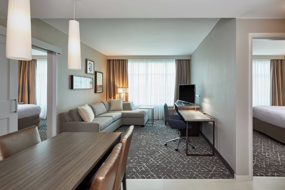 Residence Inn by Marriott Nashville Downtown/Convention Center — Hotel rooms in Nashville, Tennessee