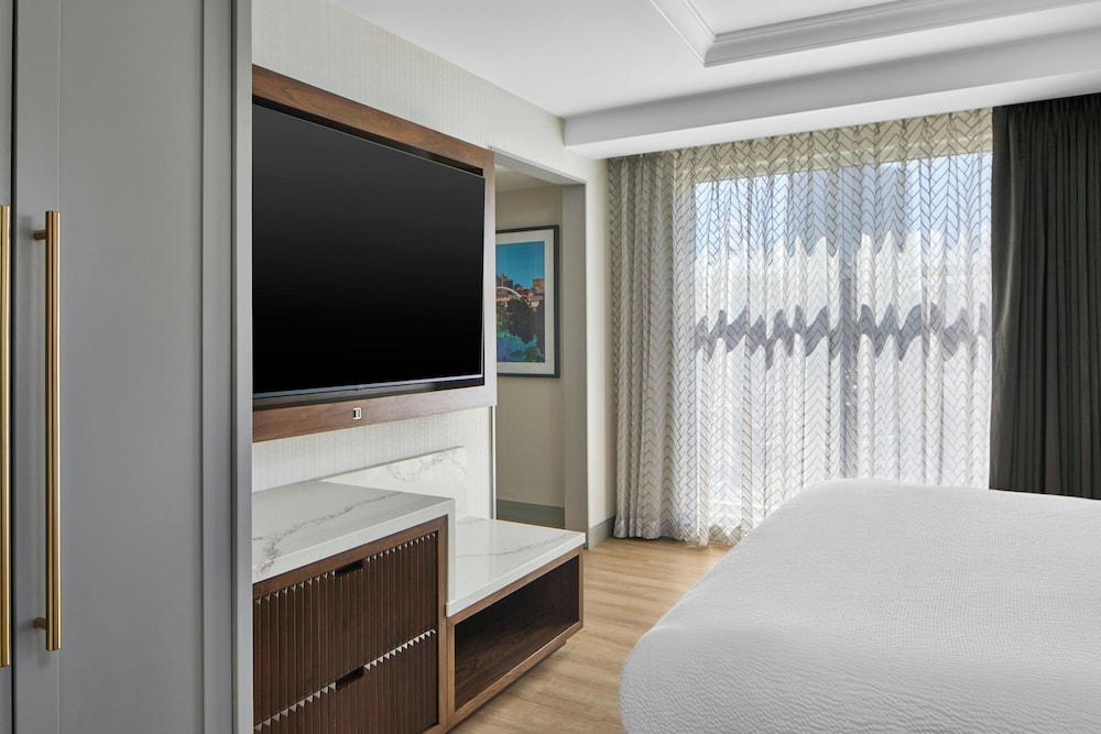 Residence Inn by Marriott Nashville Downtown/Convention Center — Hotel rooms in Nashville, Tennessee