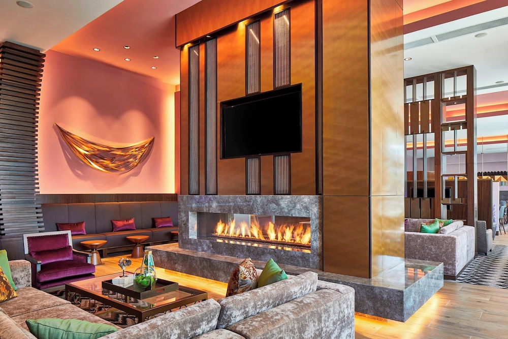 Residence Inn by Marriott Nashville Downtown/Convention Center — Restaurant & bars in Nashville, Tennessee