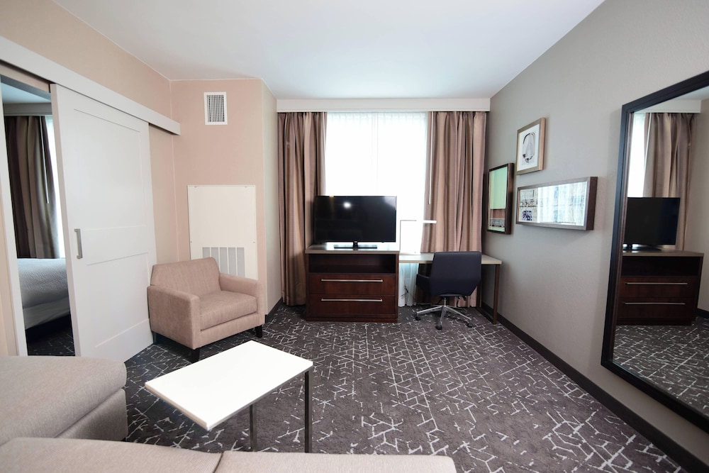 Residence Inn by Marriott Nashville Downtown/Convention Center — Hotel rooms in Nashville, Tennessee