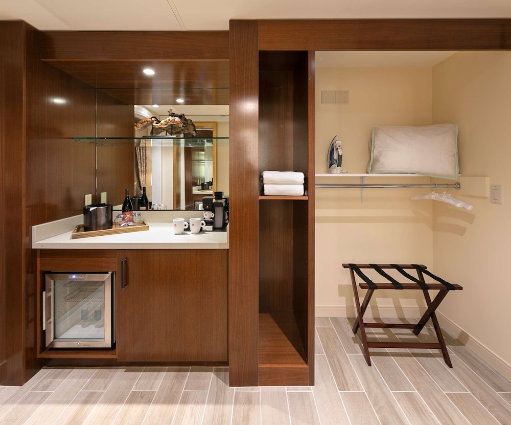 The Meritage Resort and Spa — Hotel rooms in Napa, California