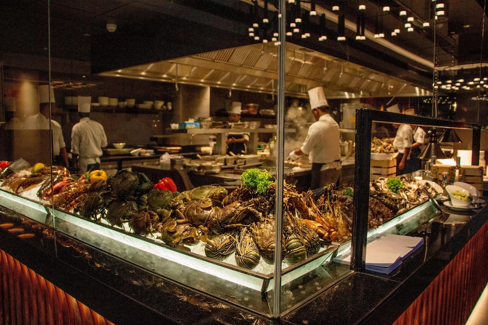 The Kingsbury Colombo — Restaurant & bars in Colombo, Western Province