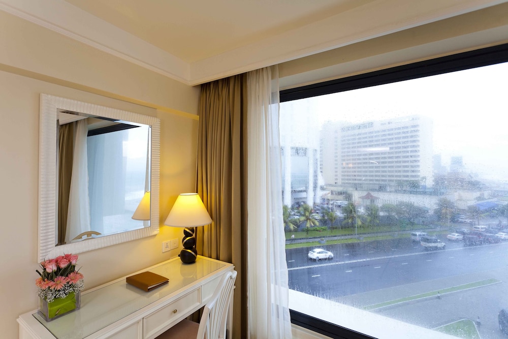The Kingsbury Colombo — Hotel rooms in Colombo, Western Province