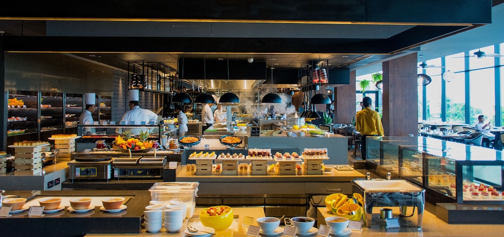 The Kingsbury Colombo — Restaurant & bars in Colombo, Western Province