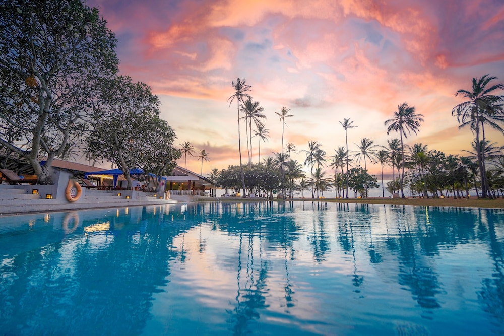 Pegasus Reef - A Beach Resort in Colombo — Main photo in Wattala, Western Province