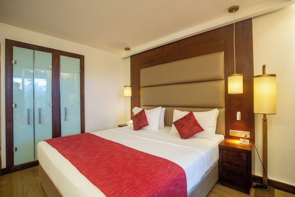 Pegasus Reef - A Beach Resort in Colombo — Hotel rooms in Wattala, Western Province