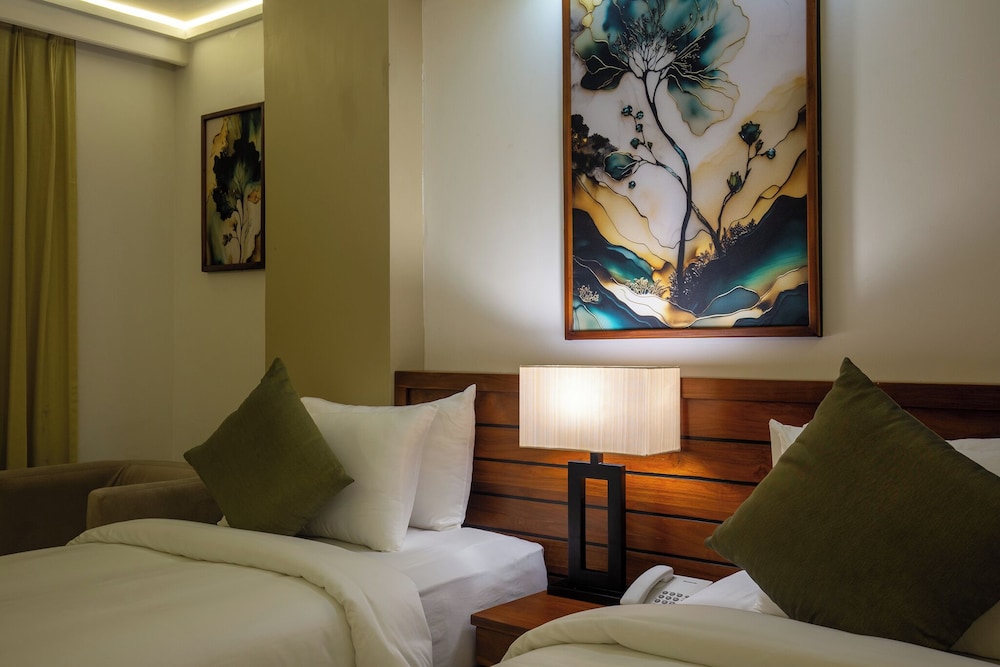 Pegasus Reef - A Beach Resort in Colombo — Hotel rooms in Wattala, Western Province