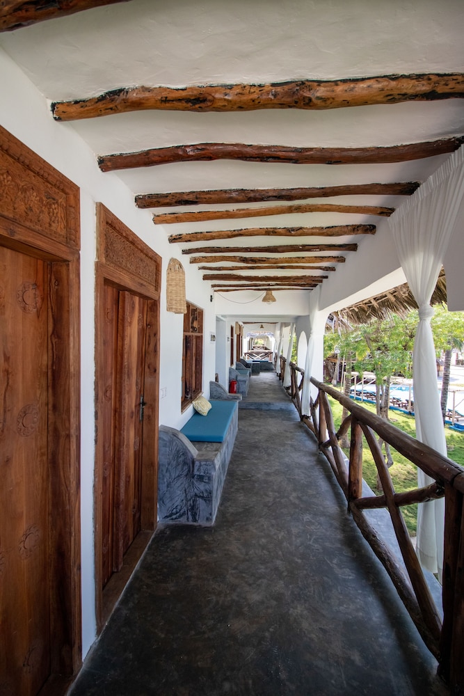 Nest Style Beach Hotel Zanzibar — Hotel building in Makunduchi, Zanzibar South