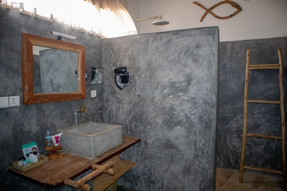Nest Style Beach Hotel Zanzibar — Hotel rooms in Makunduchi, Zanzibar South