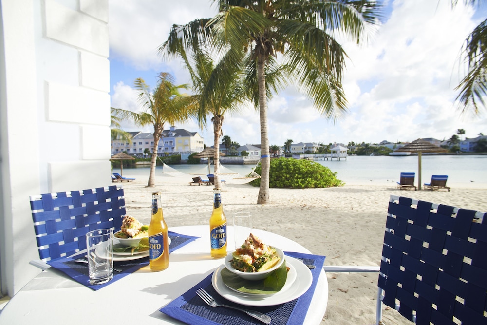 Sandyport Beach Resort — Restaurant & bars in Nassau, New Providence