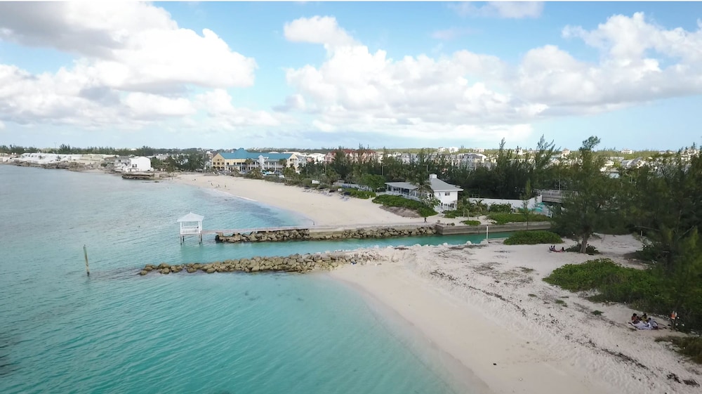Sandyport Beach Resort — Beach in Nassau, New Providence