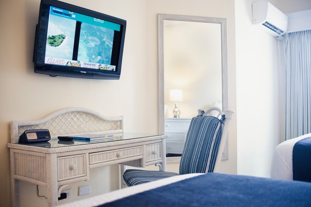 Sandyport Beach Resort — Hotel rooms in Nassau, New Providence