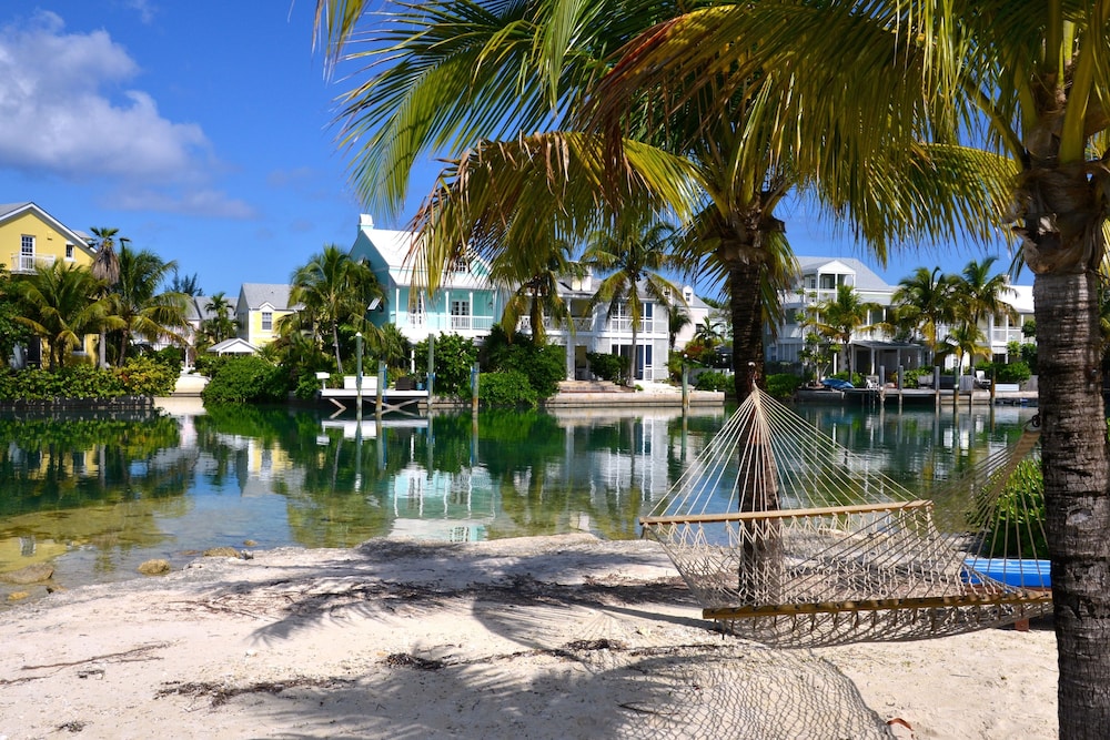 Sandyport Beach Resort — Beach in Nassau, New Providence