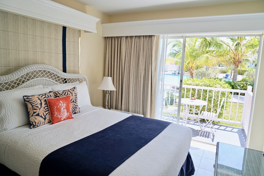 Sandyport Beach Resort — Hotel rooms in Nassau, New Providence