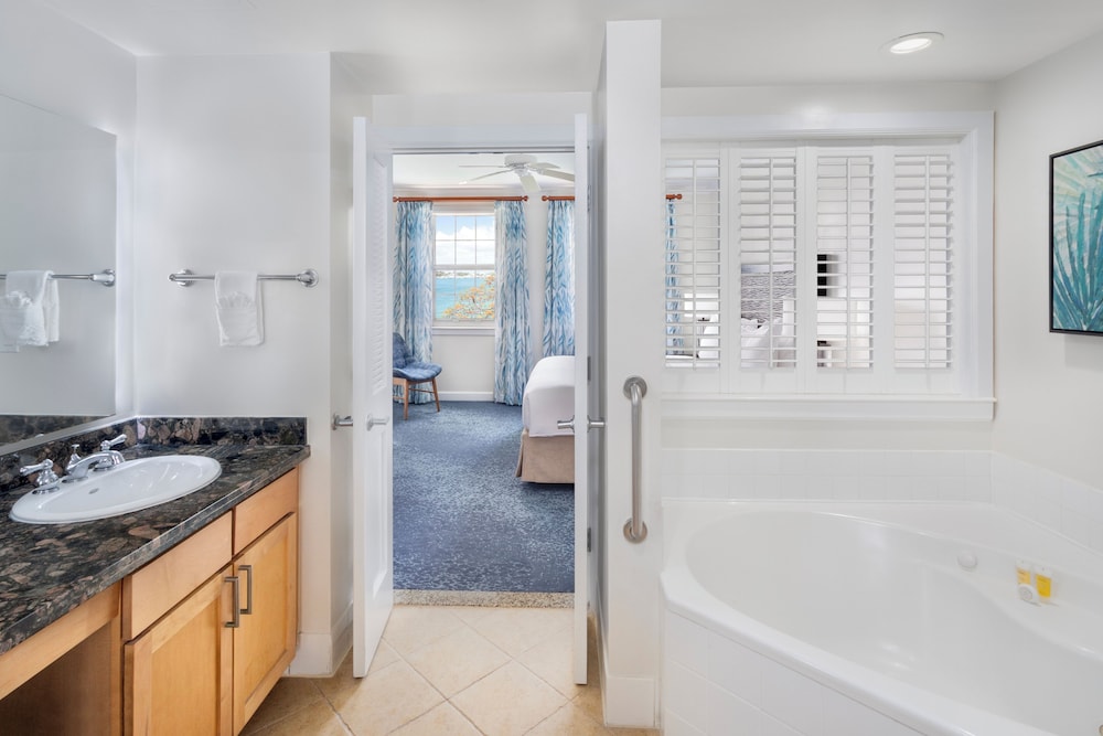Harborside Resort & Vacation Rentals at Atlantis — Hotel rooms in Paradise Island, New Providence