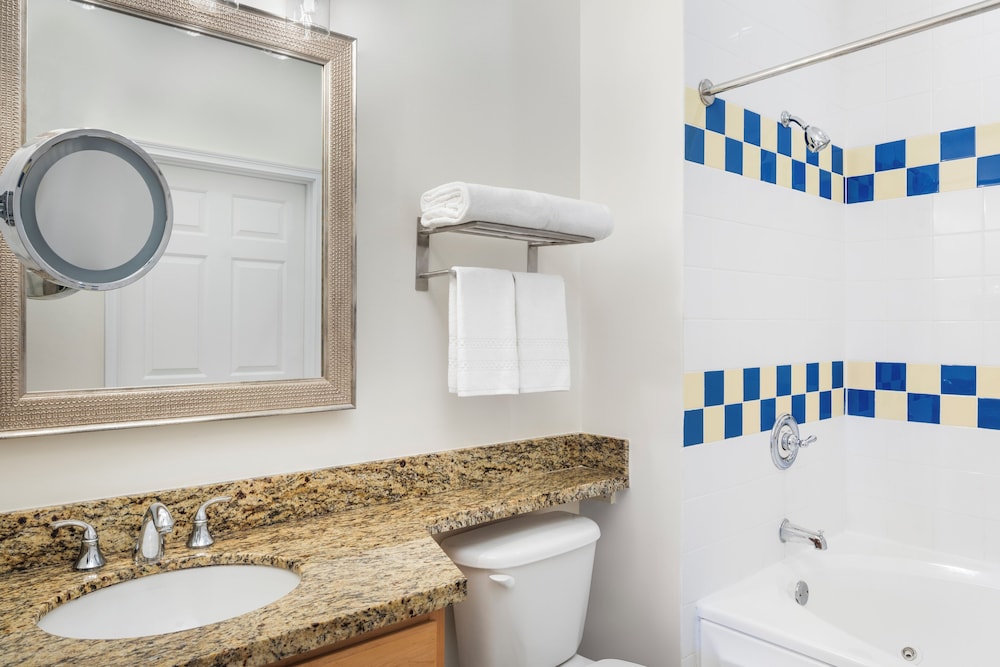 Harborside Resort & Vacation Rentals at Atlantis — Hotel rooms in Paradise Island, New Providence