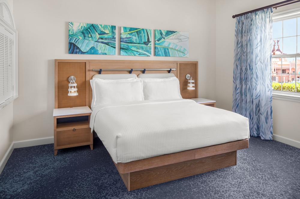 Harborside Resort & Vacation Rentals at Atlantis — Hotel rooms in Paradise Island, New Providence