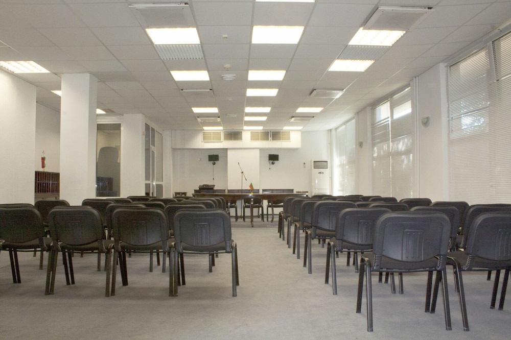 Park Hotel Bellevue — Hotel building in Golden Sands, Varna Region