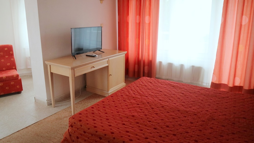 Park Hotel Bellevue — Hotel rooms in Golden Sands, Varna Region