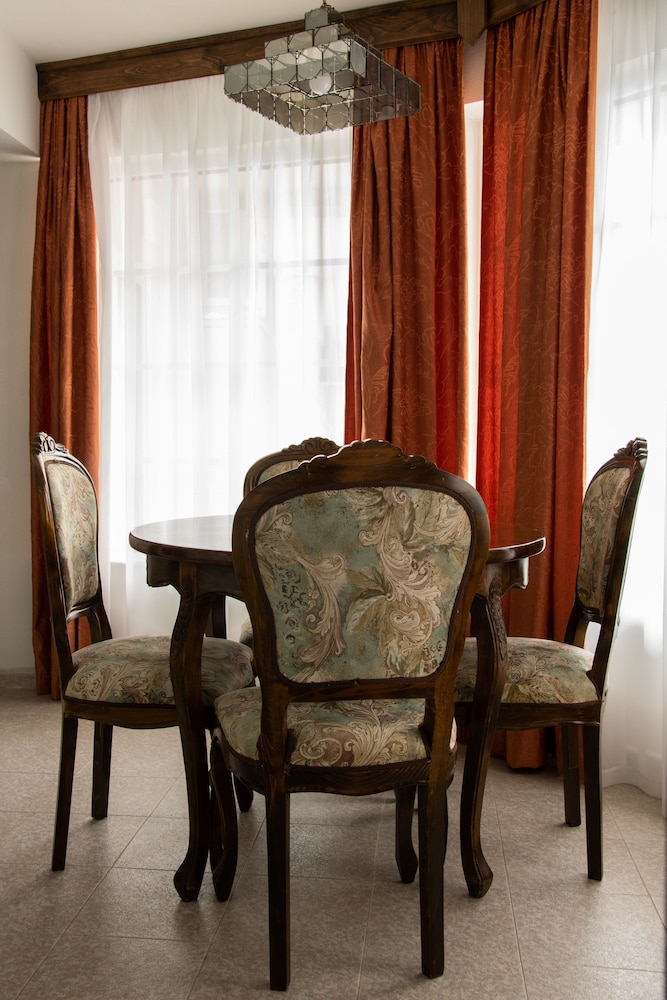 Park Hotel Bellevue — Restaurant & bars in Golden Sands, Varna Region