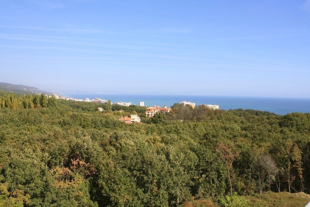 Park Hotel Bellevue — Attractions in the area in Golden Sands, Varna Region