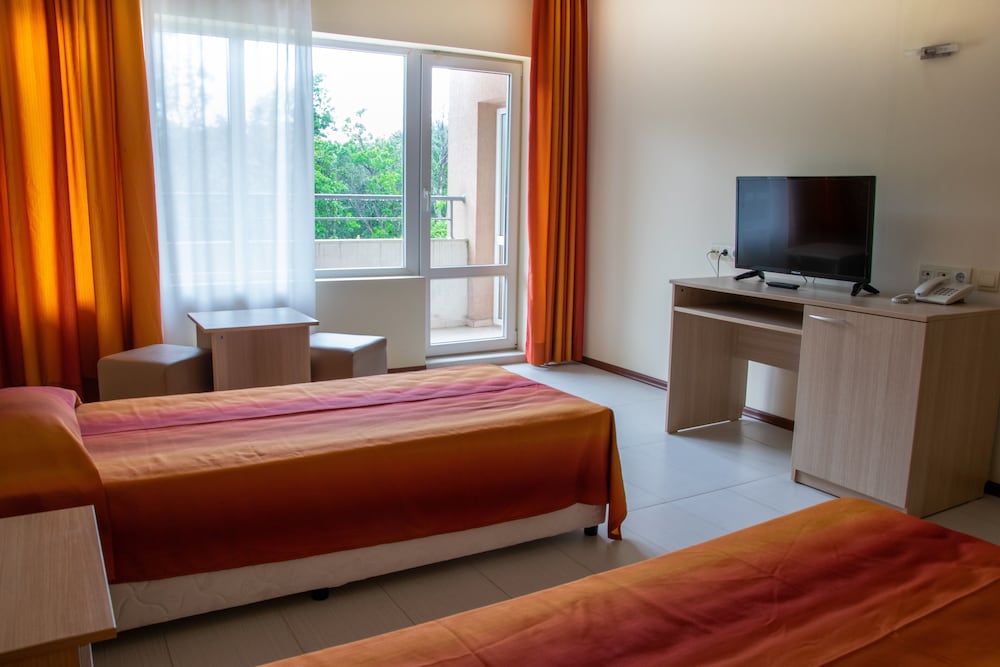 Park Hotel Bellevue — Hotel rooms in Golden Sands, Varna Region