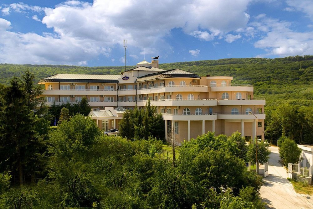 Park Hotel Bellevue — Hotel building in Golden Sands, Varna Region