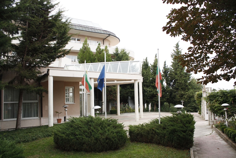 Park Hotel Bellevue — Hotel building in Golden Sands, Varna Region