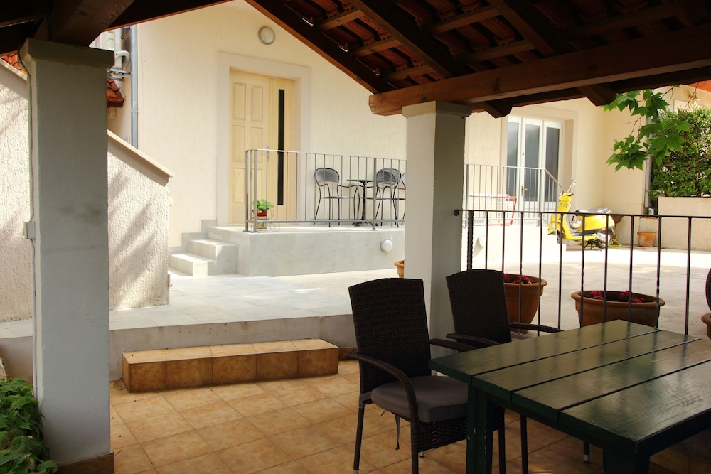 Apartments Dub Cavtat — Hotel building in Konavle, Dubrovnik-Neretva