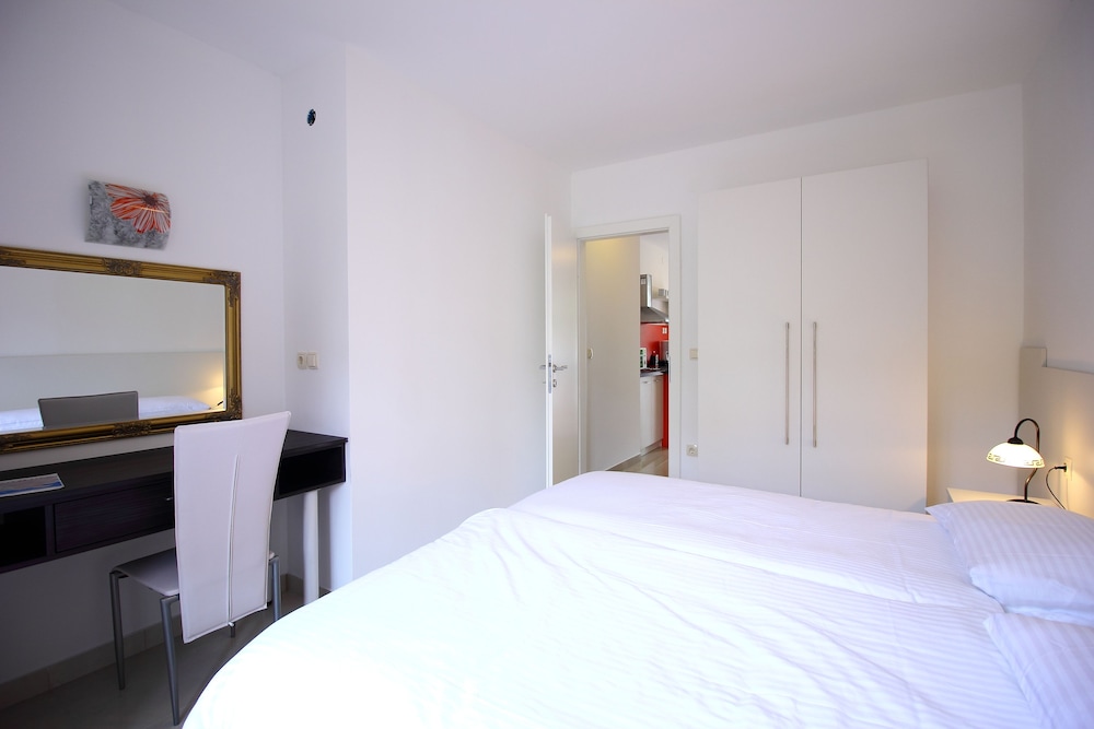 Apartments Dub Cavtat — Hotel rooms in Konavle, Dubrovnik-Neretva