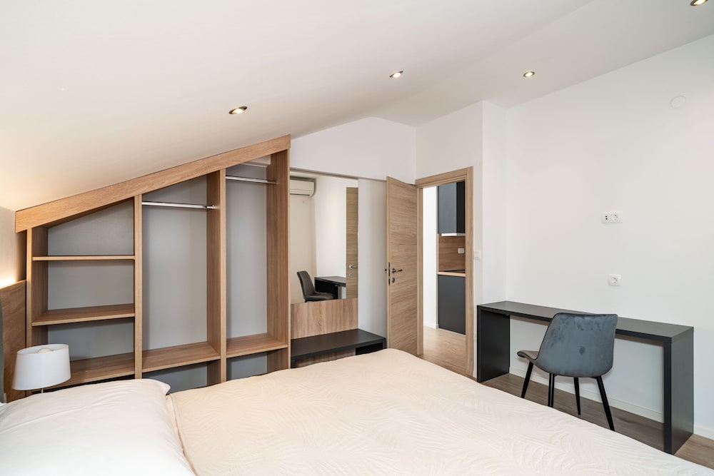Bacan Serviced Apartments — Hotel rooms in Konavle, Dubrovnik-Neretva