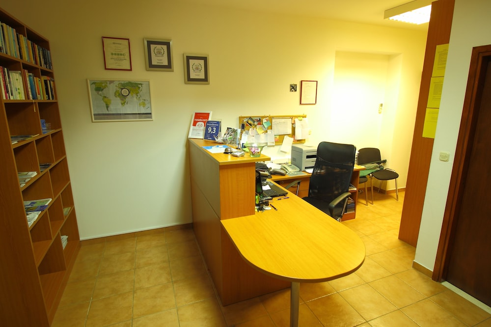 Bacan Serviced Apartments — Hotel building in Konavle, Dubrovnik-Neretva