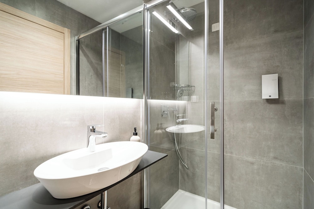 Bacan Serviced Apartments — Hotel rooms in Konavle, Dubrovnik-Neretva