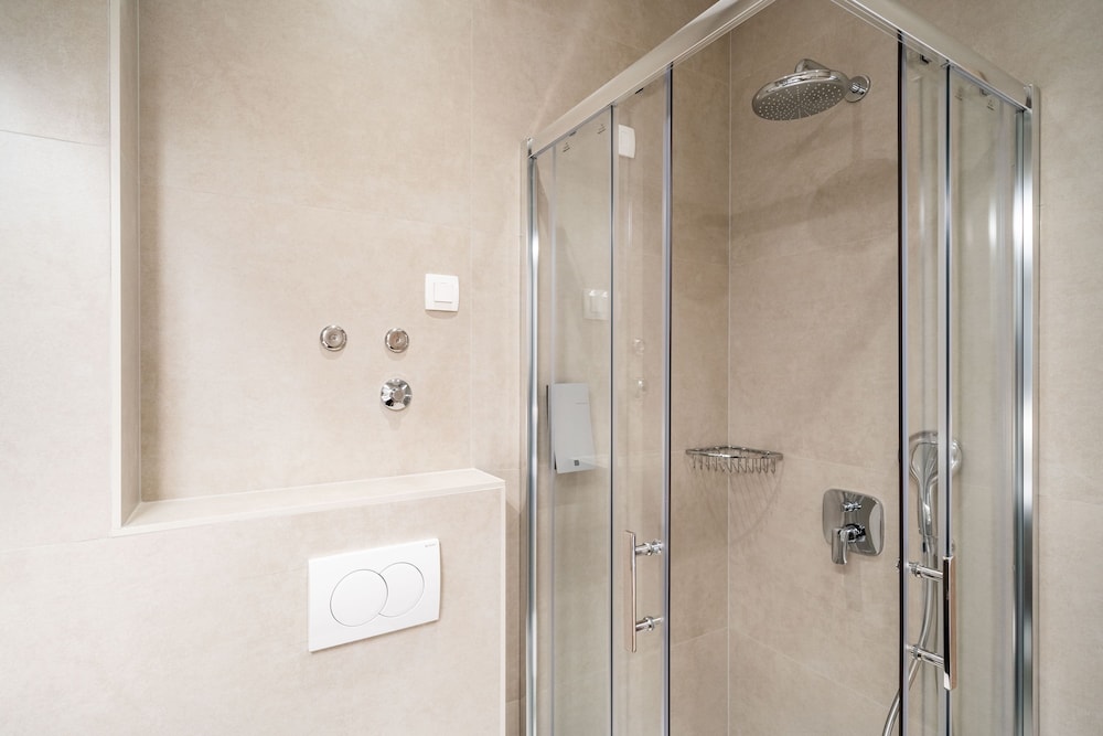 Bacan Serviced Apartments — Hotel rooms in Konavle, Dubrovnik-Neretva