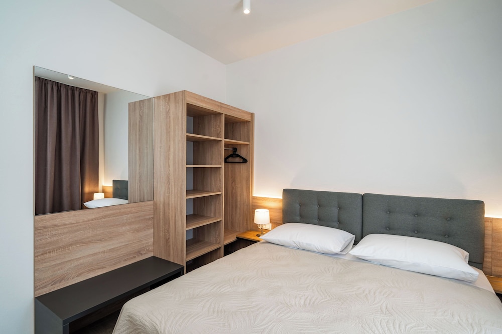 Bacan Serviced Apartments — Hotel rooms in Konavle, Dubrovnik-Neretva