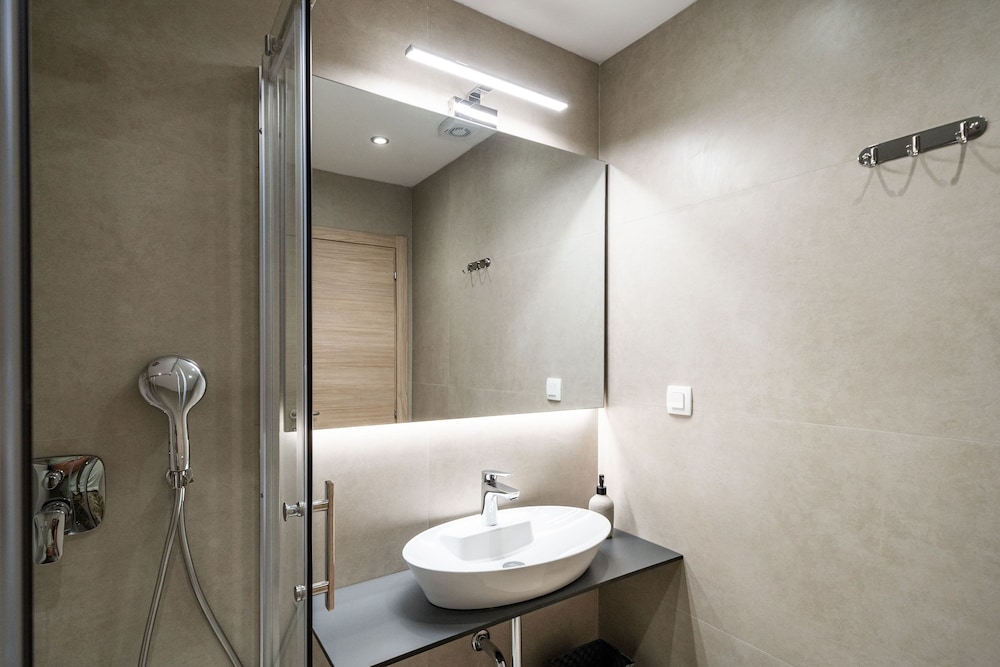 Bacan Serviced Apartments — Hotel rooms in Konavle, Dubrovnik-Neretva