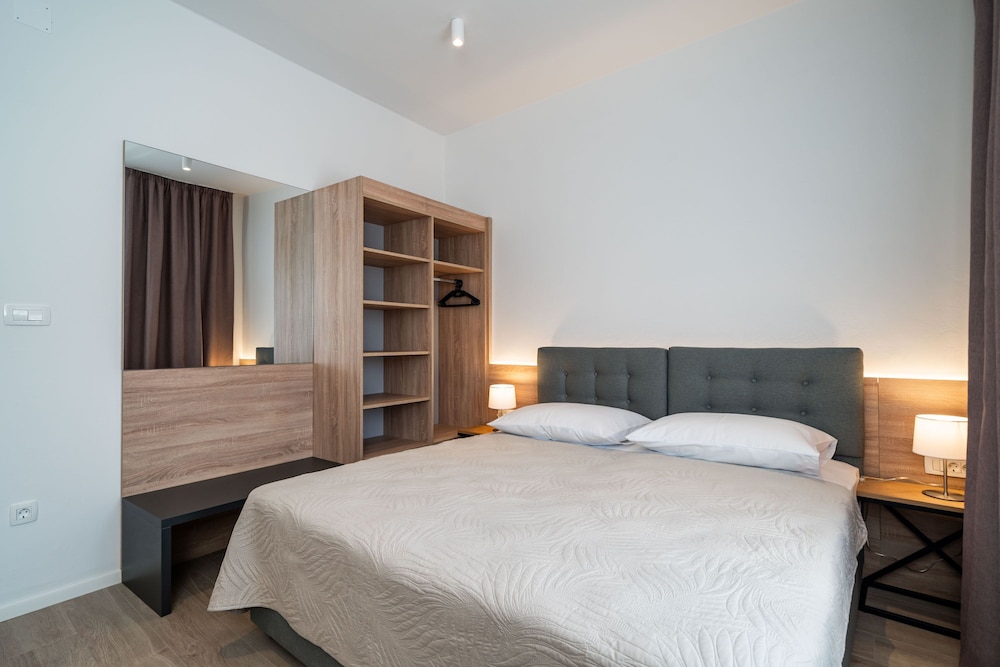 Bacan Serviced Apartments — Hotel rooms in Konavle, Dubrovnik-Neretva