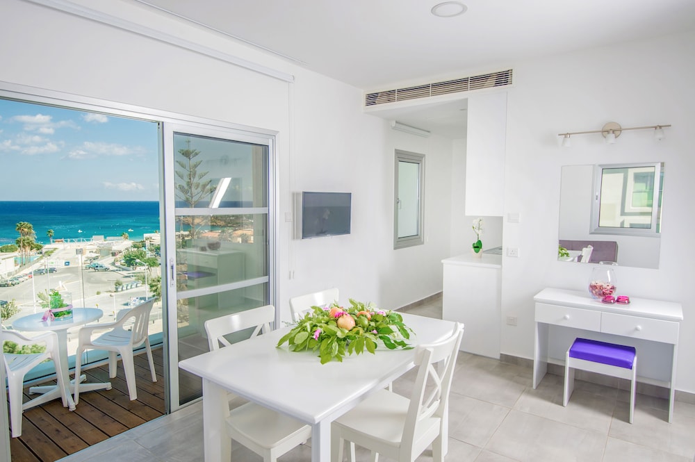 Alva Hotel Apartments — Hotel rooms in Protaras, Famagusta Region