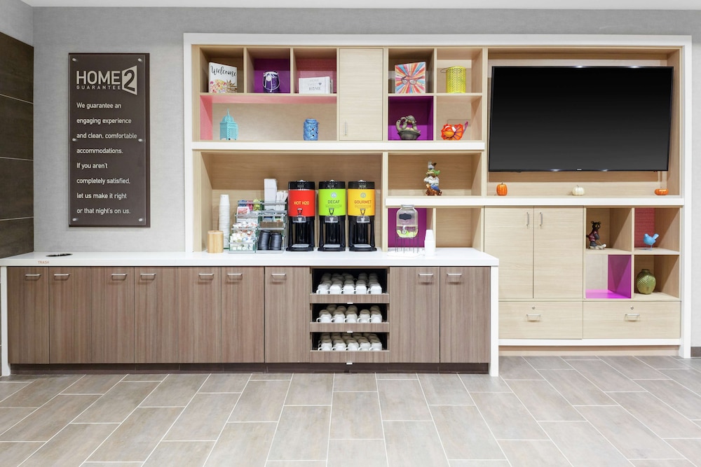 Home2 Suites by Hilton Orlando South Park — Restaurant & bars in Orlando, Florida
