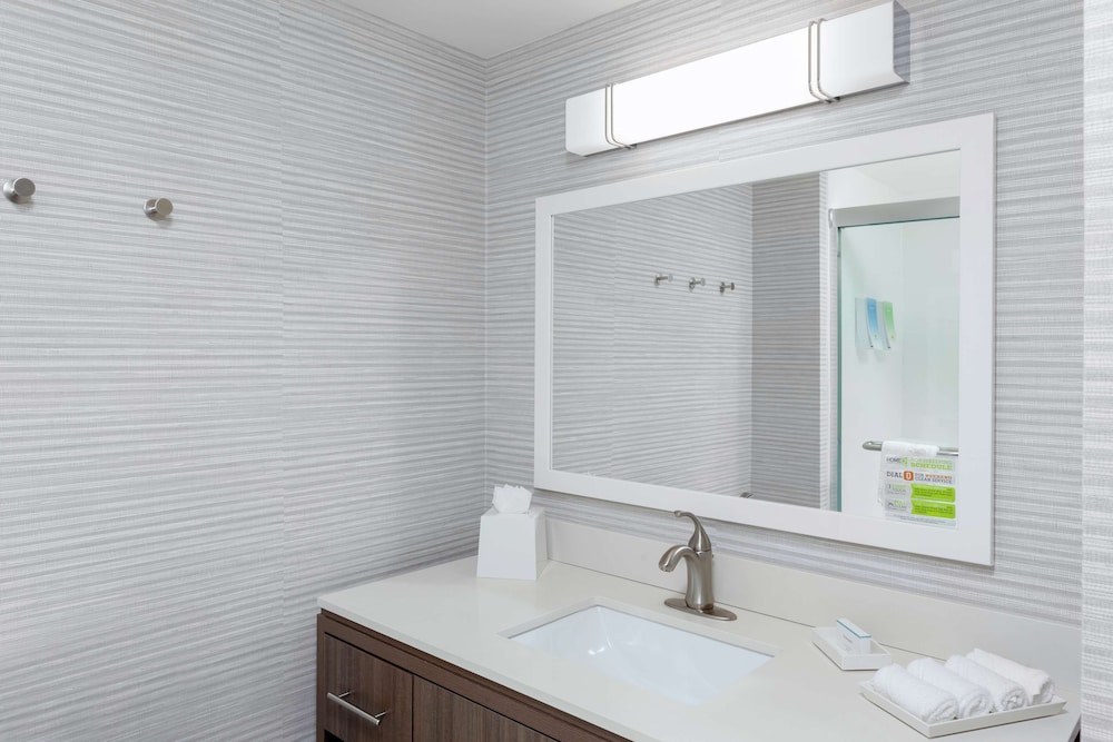 Home2 Suites by Hilton Orlando South Park — Hotel rooms in Orlando, Florida