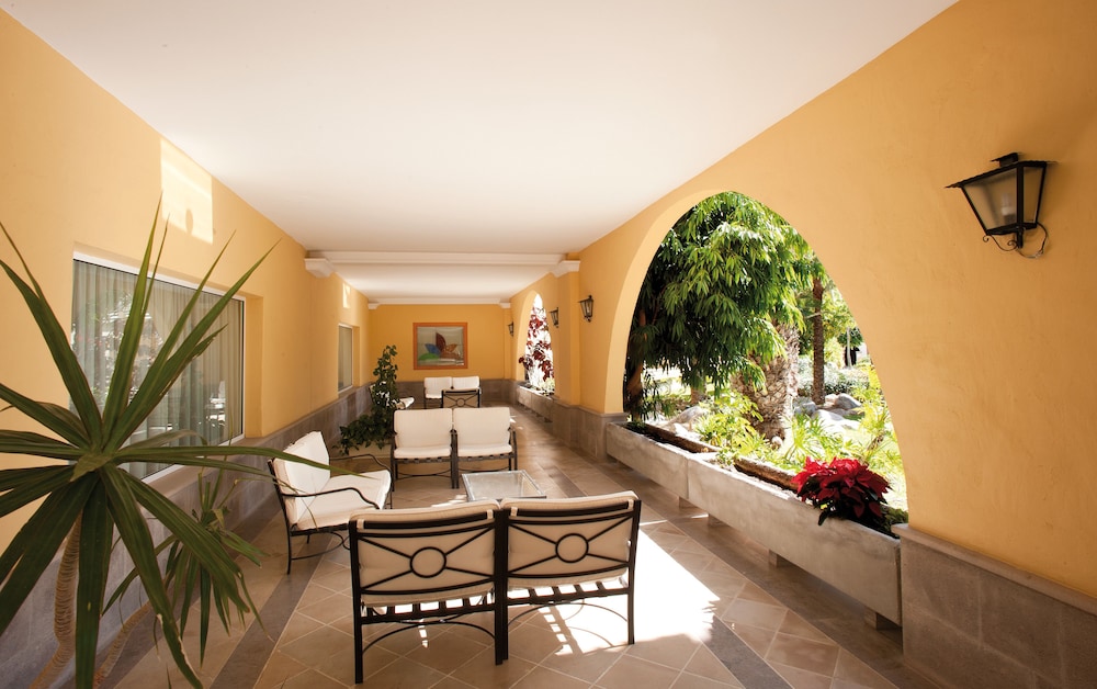 Palm Oasis Maspalomas — Rooms in Maspalomas, Canary Islands