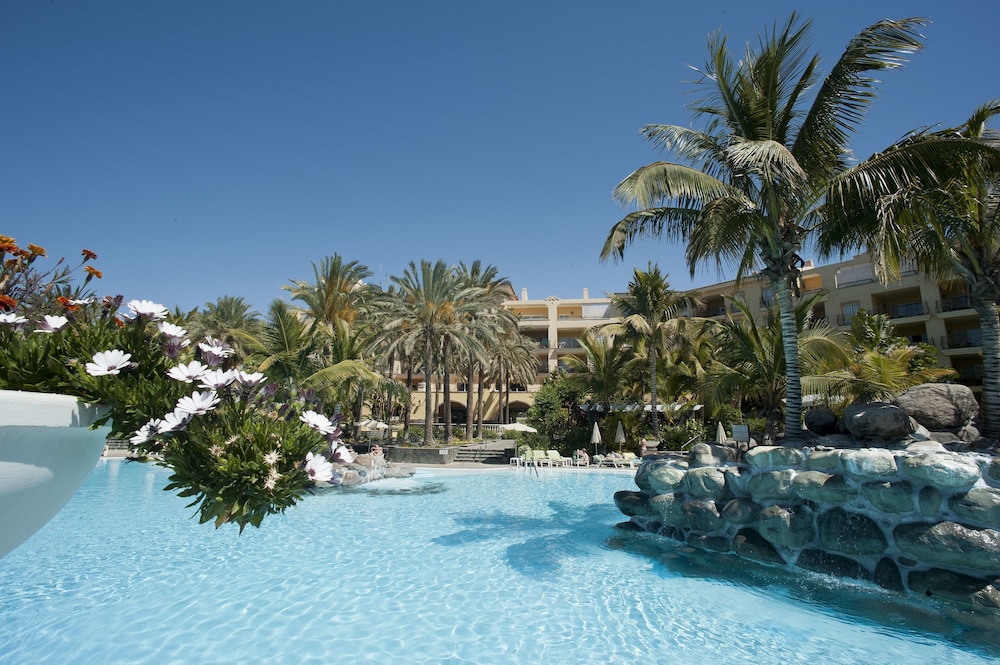 Palm Oasis Maspalomas — Pool in Maspalomas, Canary Islands