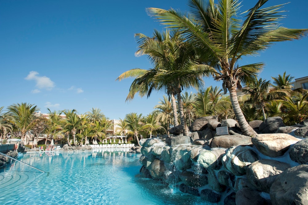 Palm Oasis Maspalomas — Pool in Maspalomas, Canary Islands