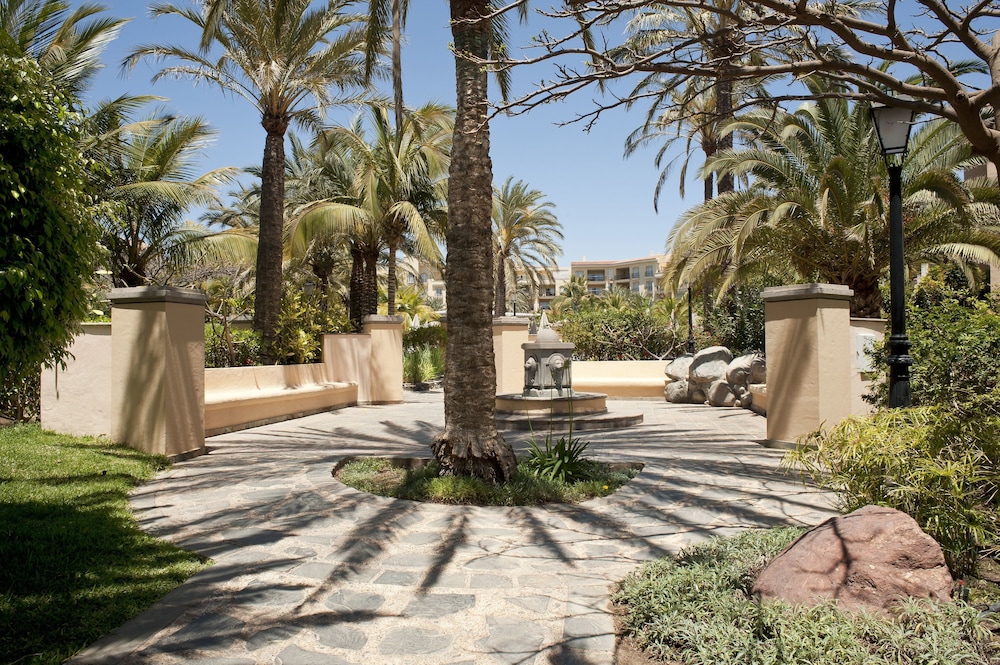 Palm Oasis Maspalomas — Shared spaces in Maspalomas, Canary Islands