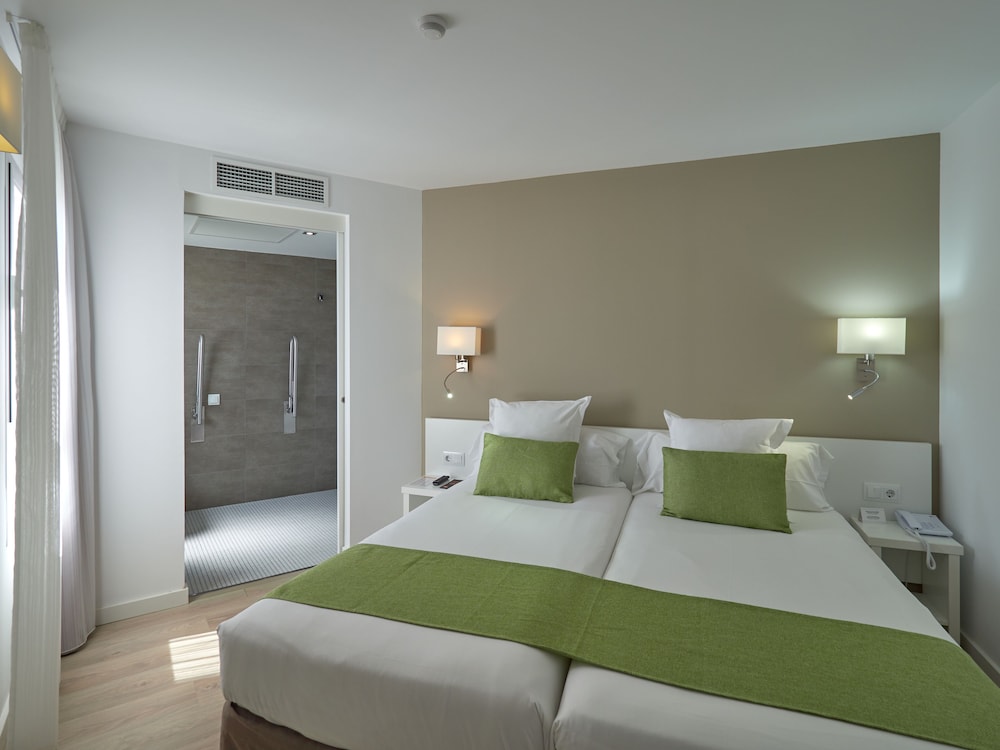 BQ Amfora Beach Hotel - Adults Only — Hotel rooms in Playa de Palma, Balearic Islands