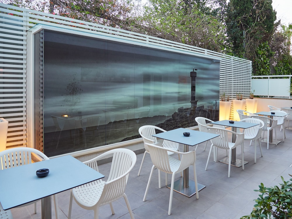 BQ Amfora Beach Hotel - Adults Only — Restaurant & bars in Playa de Palma, Balearic Islands