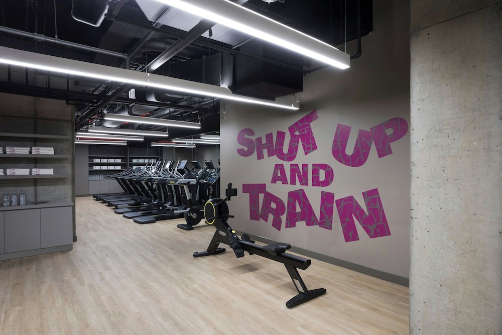 Moxy NYC Chelsea — Sports & recreation in New York City, New York State